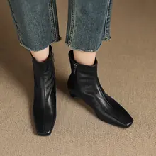 女性用 低ヒールショートブーツ【四角トゥ・マーチンブーツ・通勤・春秋向け】