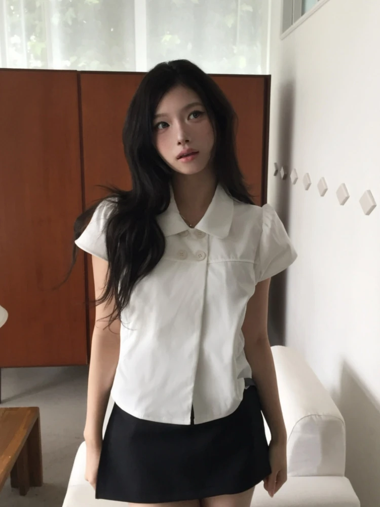 ピチピチ感が自然に生まれる服は、どう選ぶ？