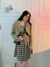春季用ショートジャケットとパンツのセット【大きいサイズ・シンプルデザイン・女性用】
