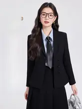 洗練されたデザインのブラックスーツ【女性用・面接・小柄対応】（セットアップ対応）