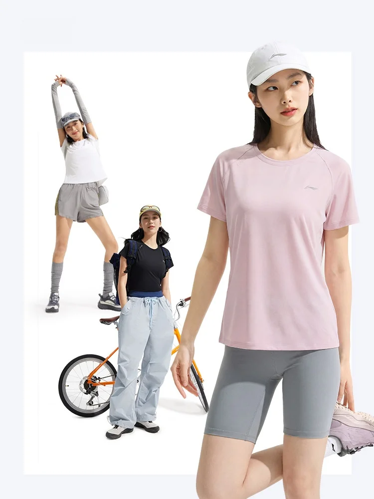 おしゃれキャンパーの夏用Tシャツ：Liningの速乾素材が快適さを実現