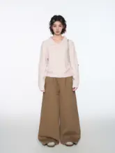 ピンクのポロ風トップス【ドールカラー・長袖・ニット・秋冬用・ゆったり・インナーに最適】