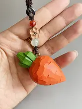 手作り木製キャロットキーホルダー【カップル向け・可愛いデザイン・誕生日プレゼント】