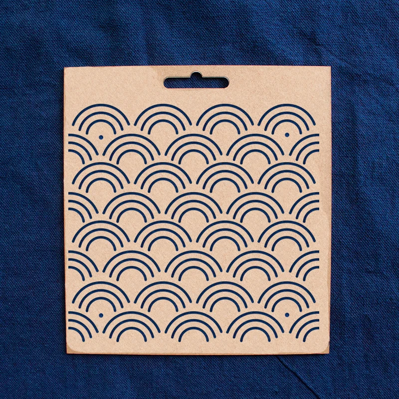 刺し子刺繍用ハンドメイドテンプレート：青海波模様パッチワークに最適なデザイン支援ツール