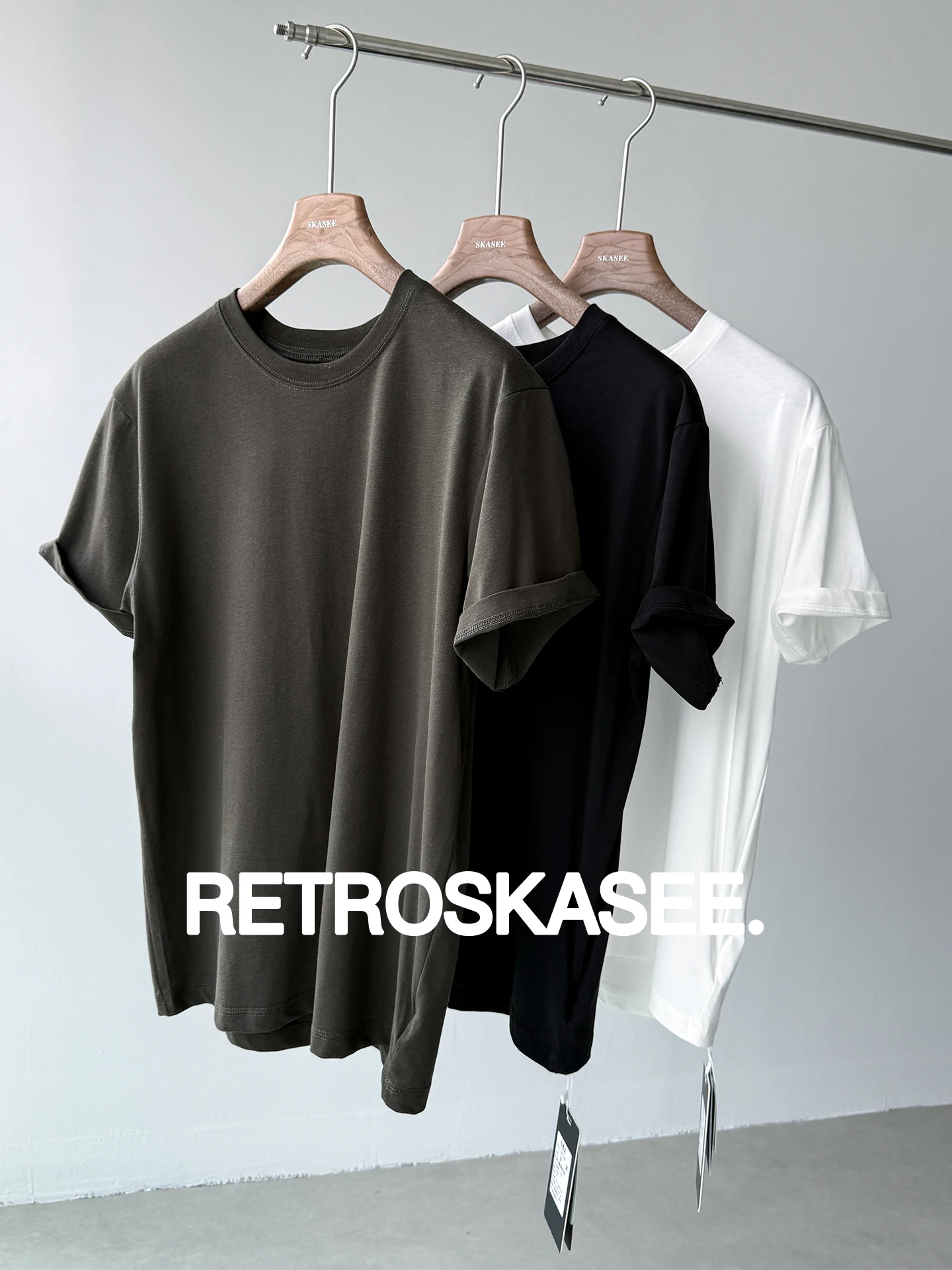 涼感素材のショートスリーブTシャツ：抗菌・運動・男性用の生地特性と実用性