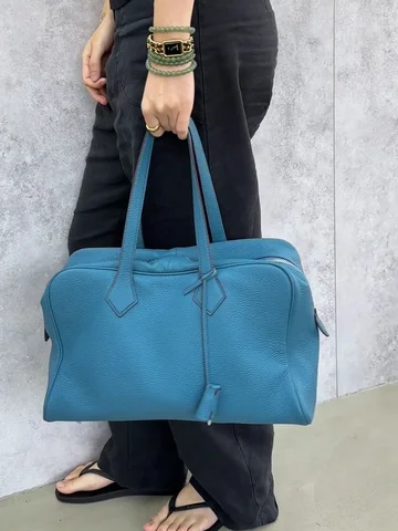 TAO | ブラックストレートパンツ【レディース・細身・ワイド