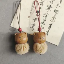 天然桃木の小熊スマホストラップ【毛足の長いぬいぐるみ・護身用・お守り】
