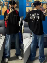 ゆったりフィットのコットン半袖Tシャツ【アメリカンスタイル・ハイストリートデザイン】