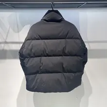 メンズ ダウンジャケット【短丈・ブラック・立ち襟・カジュアルデザイン・極上の柔らかさ】