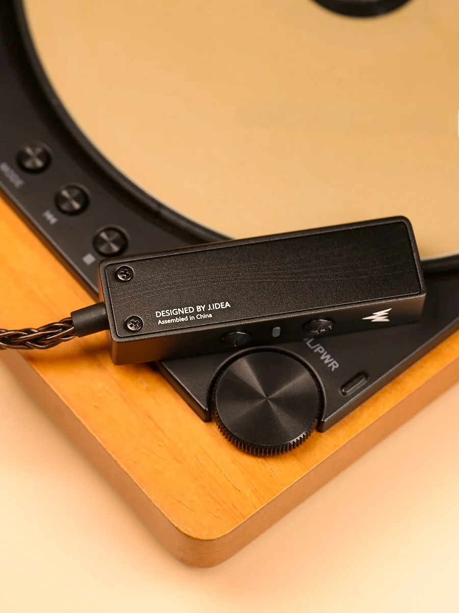 Apt-XとDSDデコードを活かした音質の質感は？Whizzer DA1がもたらすリアルな聴き心地とは