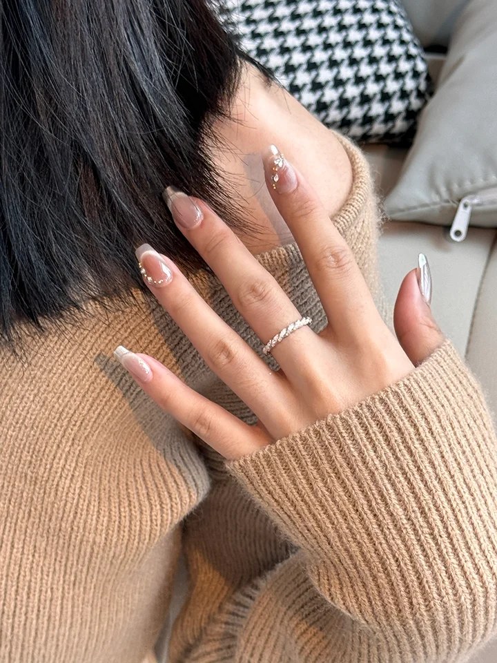 スパイラルデザインのフルダイヤモンドリング【重ね付け・単体使用可・女性用】（セットアップ対応）