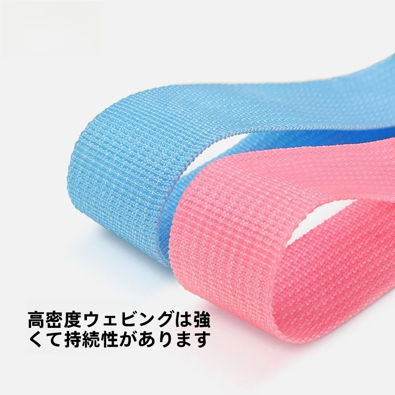 ドアポケットに何を入れる？布製のフックバッグが解決する、日常の小さな整理の悩み