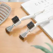 髪の毛をきれいに！エアクッションブラシ【清掃用・マッサージ機能】