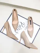 ナチュラルカラーの細ヒールパンプス【フレンチスタイル・先細デザイン・カジュアル】