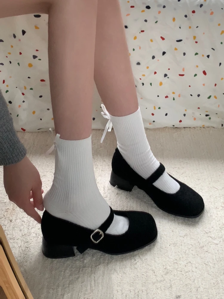 ヒールが可愛くて歩きやすい？実は「もこもこ」のフラットシューズが通勤とレジャーで最強なの！