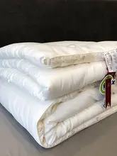 極上の柔らかさ！抗菌加工の仿白鹅绒掛布団【ダブルサイズ・厚手・保温性】