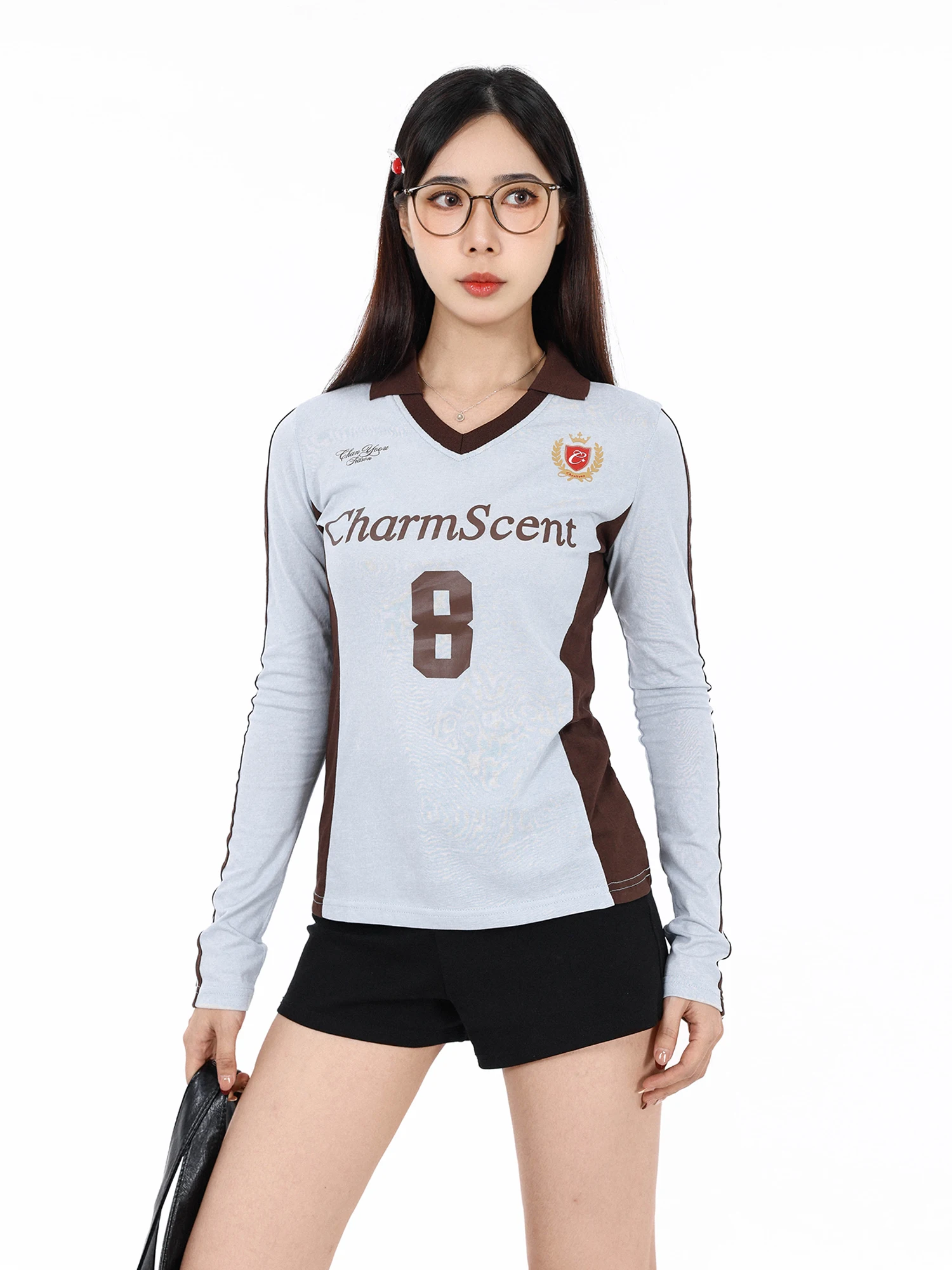 女子野球ユニフォームを選ぶときに迷うのは、本当に「デザイン」なのか？