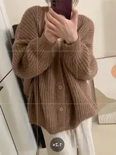 レトロなデザインのニットカーディガン【女性用・秋冬・ゆったりしたシルエット・極上の柔らかさ】