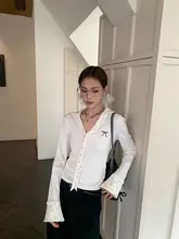 白色ドット柄ポロネック長袖Tシャツ【秋冬用・フィットデザイン・ショート丈】