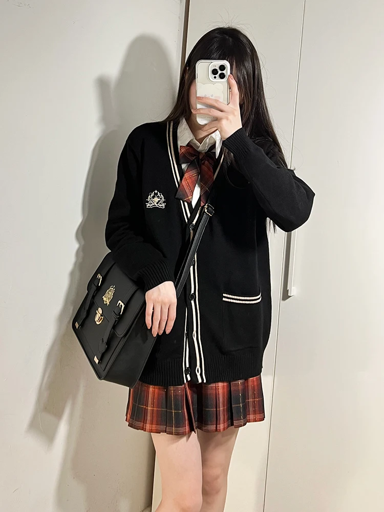JK制服の百褶スカートで悩むなら、どう選ぶ？