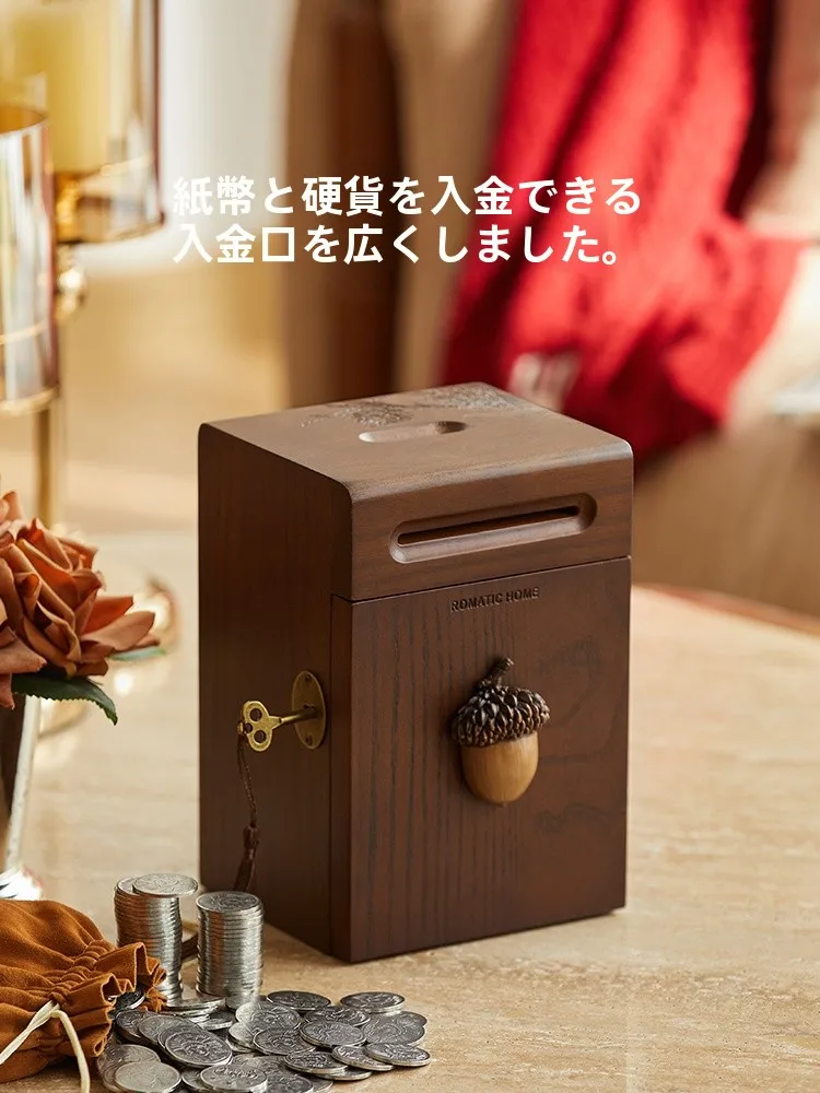 500円玉貯金箱とプライベートウォレットの違いは？木製デザインの貯金箱で本当の「かっこいい」貯金ライフを実現する方法