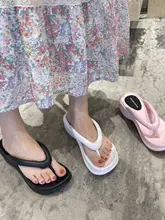 春夏用サンダル【厚底・防水・ヒール付き・丸頭デザイン】