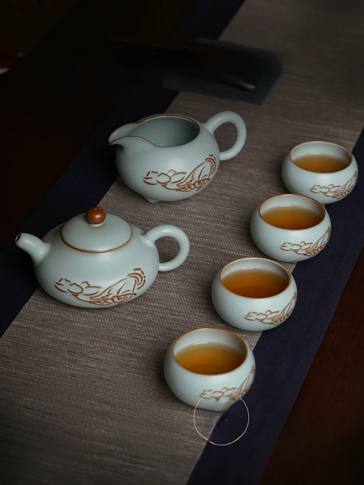 茶色青をどう選ぶ？その意味と、暮らしに溶け込むようなアイテムを紹介