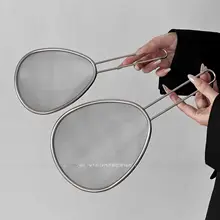 シンプルステンレス製の大きな漏れ網【麺用・鍋用・油分除去】