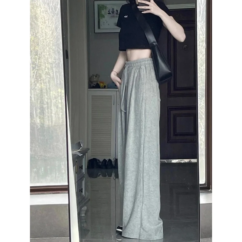 高身長女性向けのロングスリムストレートパンツ【高ウエスト・フィット・秋冬用・ワイドレッグ】（セットアップ対応） きれいめコーデに最適