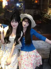 小清新な花柄のリゾート風プリーツスカート【Aライン・中長丈・春秋に最適】（セットアップ対応）