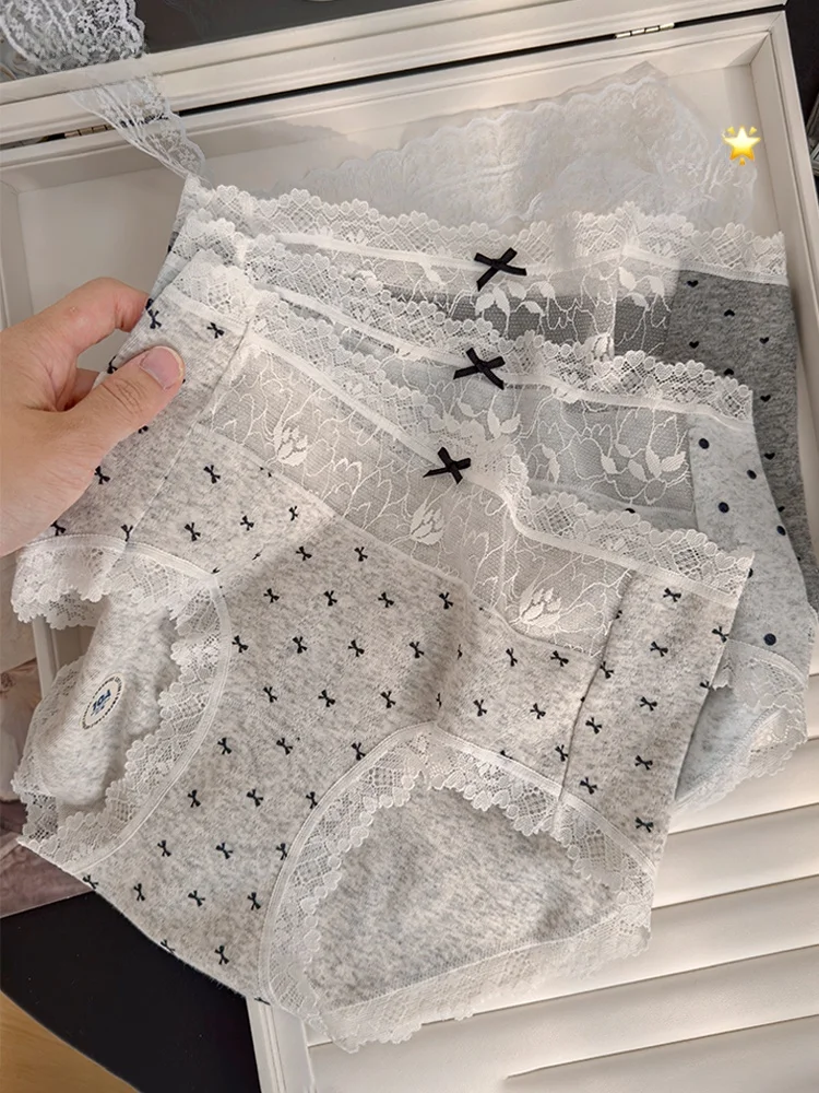 レースショーツ 透けの選定ガイド：綿100%で肌触りと抗菌機能を実現