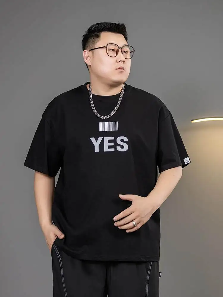 大きいサイズ メンズTシャツの寸法と実用性：LサイズとSサイズの違いをデータで解説