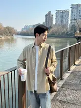 五折デザイン カーキの基礎長袖シャツ【春秋用・カジュアル】