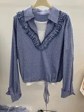 花柄Vネックチェックシャツ【ブルー・デザイン性・インナーキャミソール付き】（セットアップ対応）