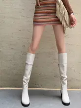レトロデザインのロングブーツ【女性用・フレンチスタイル・秋冬用・カジュアル】