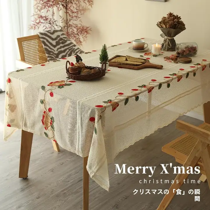 クリスマスデザインテーブルクロス【レース調・軽やかな高級感・家庭用・装飾用】