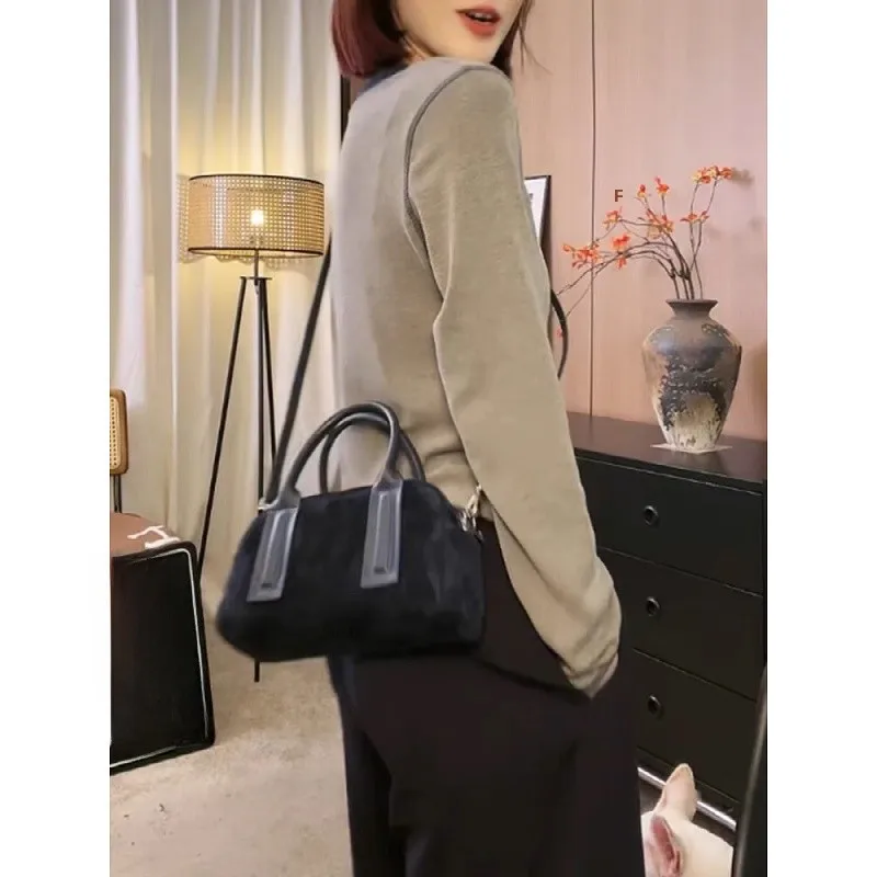 ロングスリーブTシャツで重ね着をもっと上手に活かす方法は？