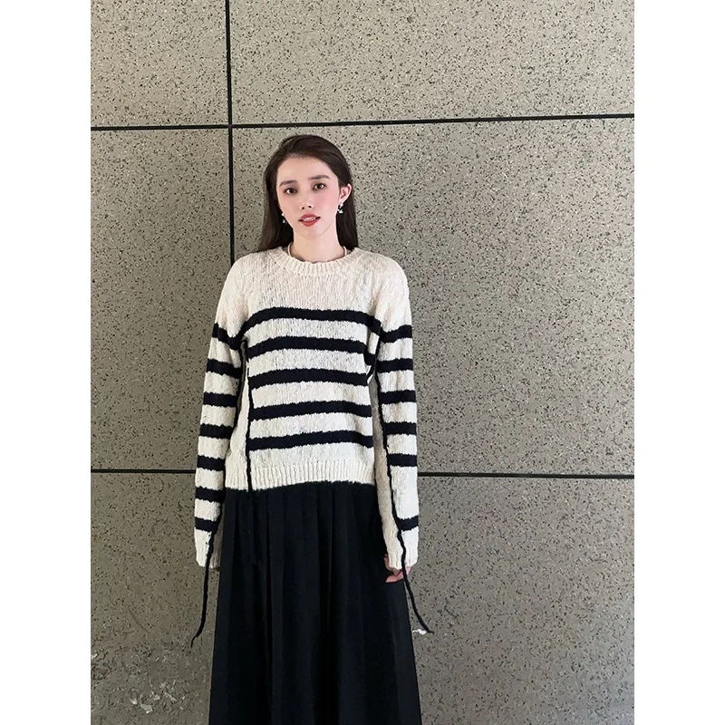 大人可愛い服 50代コーデ | ウール混紡ニットで実現する、通勤からカフェまで使える完全ガイド