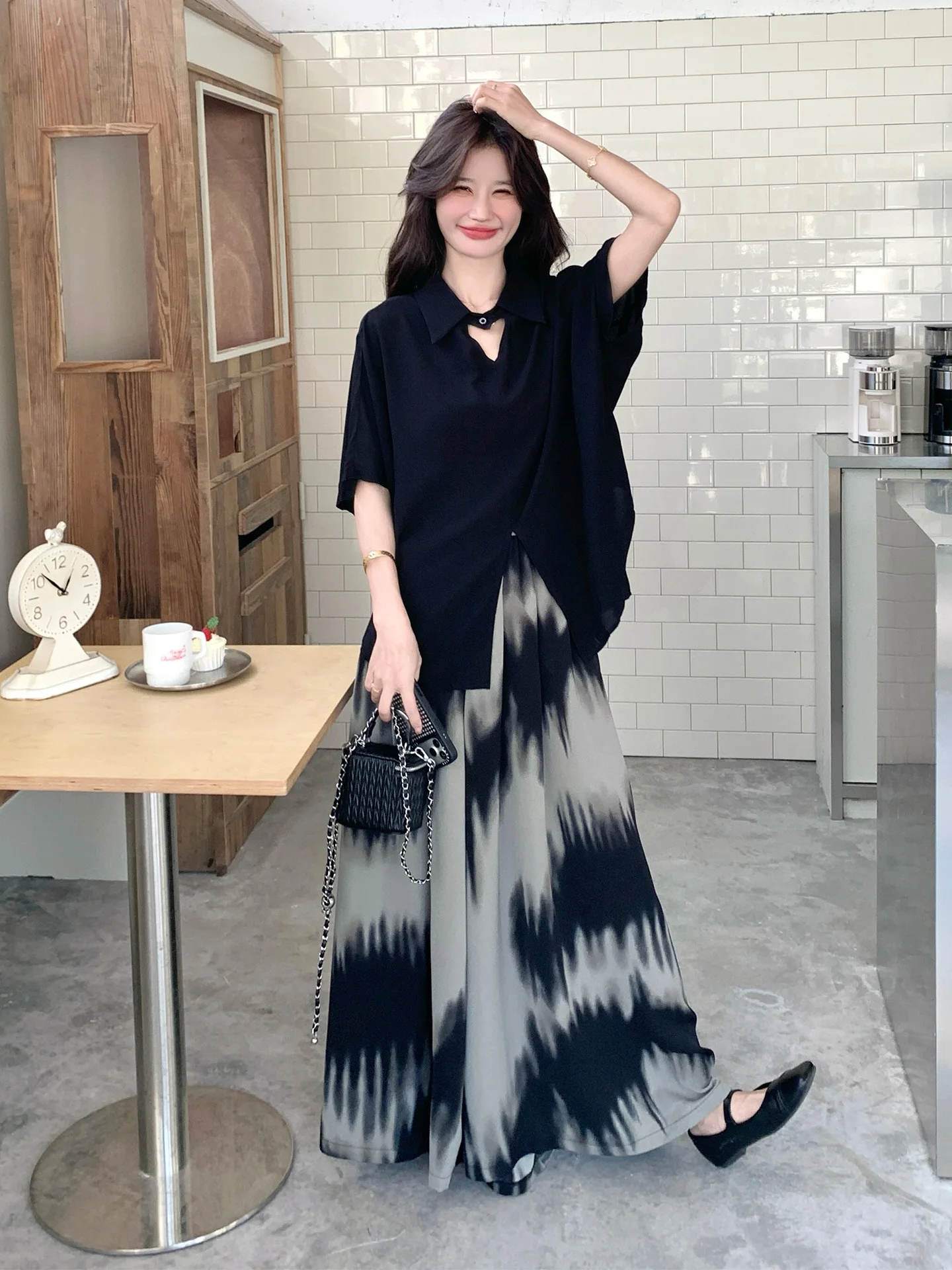 黒い服 色あせ対策としての感漂うブラックカジュアルコーデの実用性