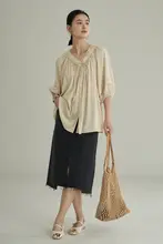 涼しげなVネックパフスリーブブラウス＆ショートパンツ【夏用・セットアップ対応】