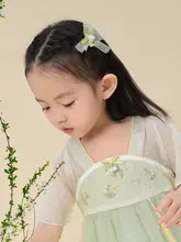 子供用バタフライデザインのカートゥーンヘアクリップ【新年のお祝い用】（セットアップ対応）