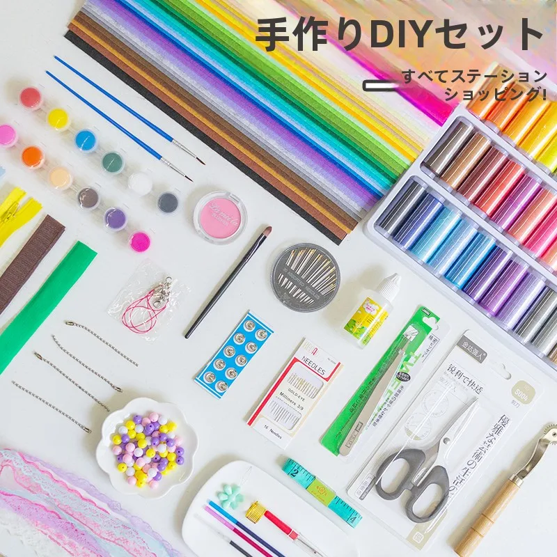 幼稚園に手作りカードを贈るとき、どうやって材料を選ぶべきか？