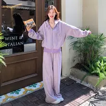 紫色のカジュアルフード付きパーカー【秋用・韓国風・小柄向け・ワイドパンツ・スポーツ】（セットアップ対応）