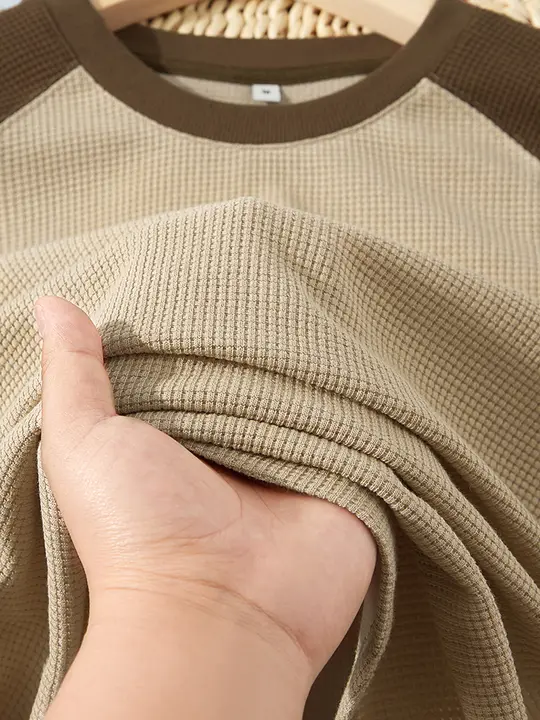 快適な着心地のカラーブロックワッフル生地の半袖Tシャツ【ゆったりシルエット・五分袖】