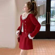 おしゃれなデザイン！レディース赤色木耳フリルトップスとパンツ【秋季用・ファッショナブル】（セットアップ対応）