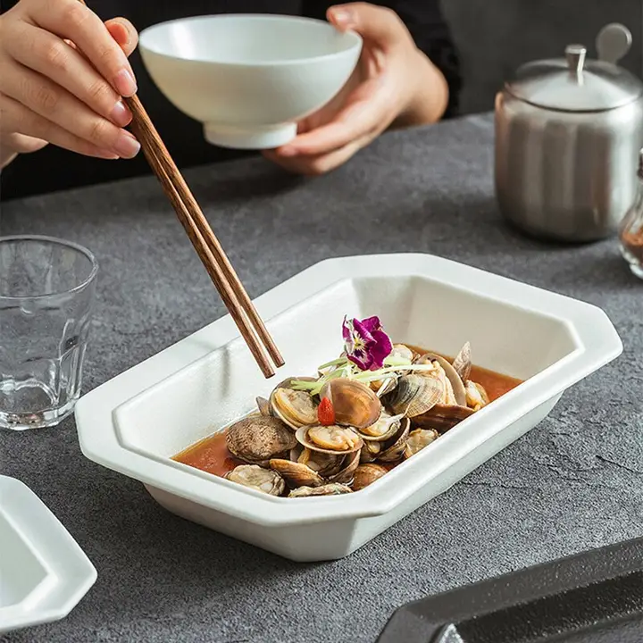 高級感のある深皿長方形陶器プレート【食堂用・軽奢スタイル】
