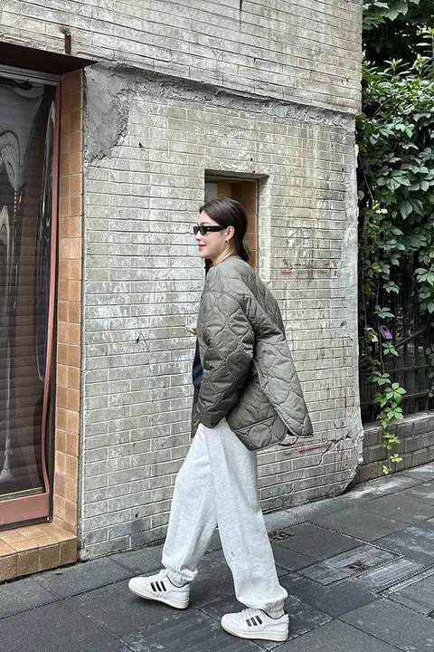 した着心地の高腰スウェットパンツ【ゆったりしたデザイン・春用・ストレートフィット】
