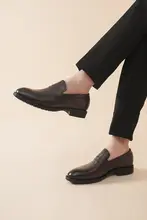 丸いトゥのレザー紳士靴【低めのカット・大人の品格】