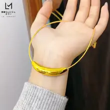 アーチ型月牙デザインのネックレス【極上の柔らかさのチェーン・小ぶりなペンダント】