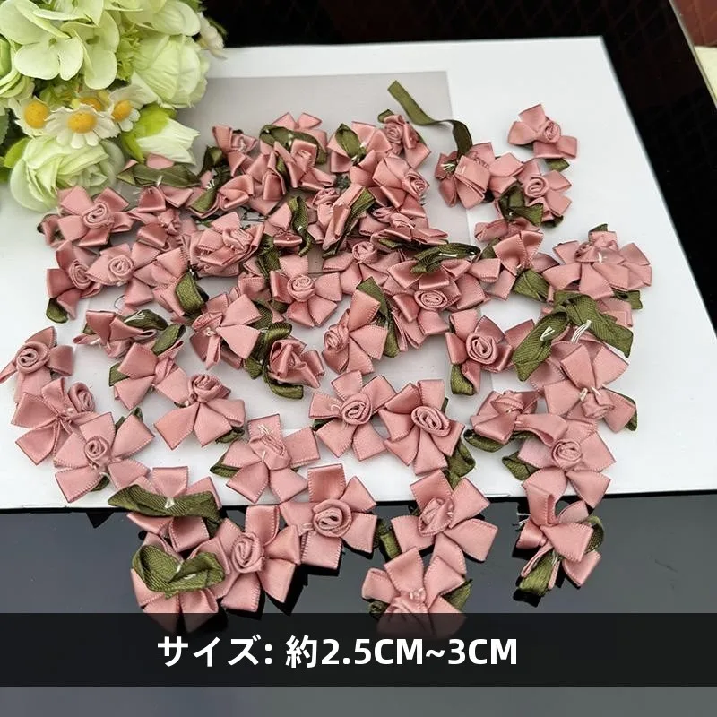リボン素材の五枚花バラ：DIY用の多様な形と色でファッションを表現